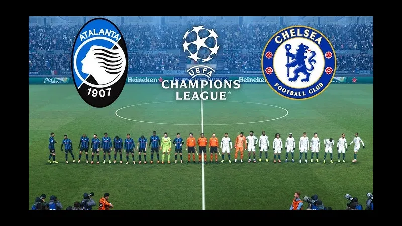 Cầu thủ Atalanta dũng cảm tiến vào vùng cấm Chelsea trong trận đấu quyết liệt.