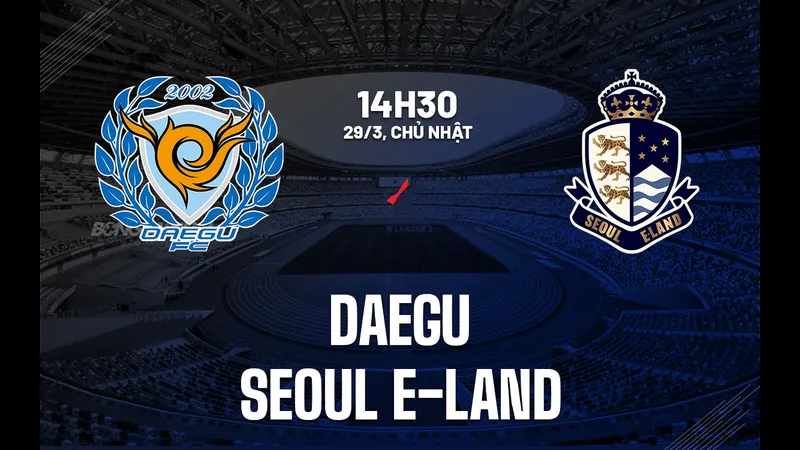Cầu thủ Deagu và Seoul E tranh chấp bóng trên sân